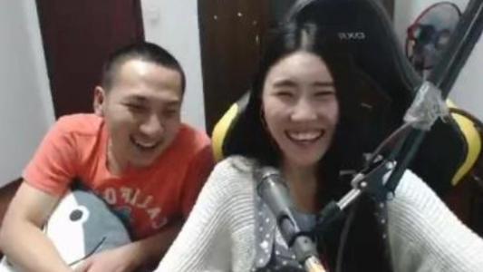 小智爆料阿怡代打视频  第2张